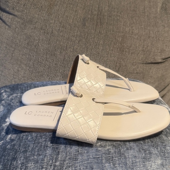 LC Lauren Conrad Beige Quilted Women's Sandals - Picture 6 of 10